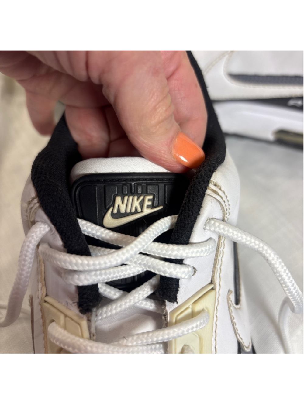 NIKE AIRMAX LTD 3 athletic shoes - Picture 9 of 10
